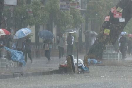 টানা দুইদিন এই ৪ বিভাগে ভারী থেকে অতি ভারী বৃষ্টি হতে পারে