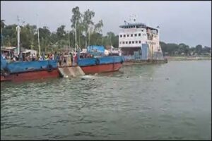 যাত্রী নিরাপত্তা নির্দেশনা মেনে চলায় ফেরিঘাট দুর্ঘটনায় প্রাণরক্ষা