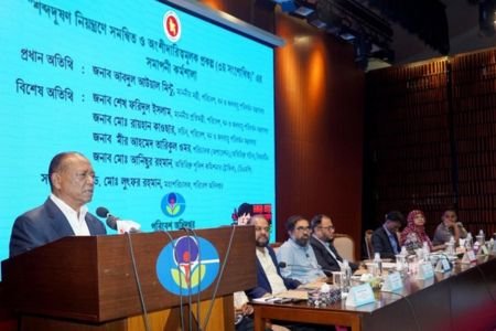 শব্দদূষণ নিয়ন্ত্রণে ঐক্যবদ্ধভাবে কাজ করার আহ্বান পরিবেশ মন্ত্রীর