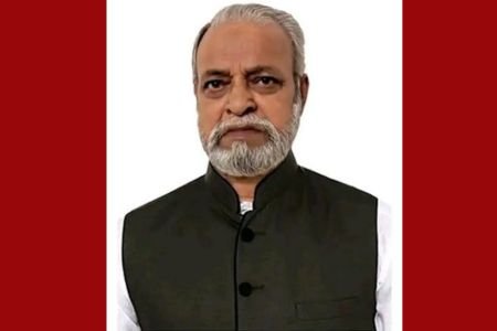 পাইকগাছার সাবেক ইউপি চেয়ারম্যান আবুল কালাম আজাদের রাষ্ট্রীয় মর্যাদায় দাফন সম্পন্ন 