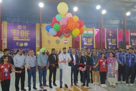 আন্তর্জাতিক হ্যান্ডবল টুর্নামেন্ট উদ্বোধন করলেন যুব ও ক্রীড়া প্রতিমন্ত্রী