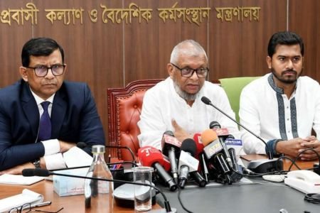 বিদেশে কর্মী পাঠাতে কোনো সিন্ডিকেট চলবে না - প্রবাসী কল্যাণ ও বৈদেশিক কর্মসংস্থান মন্ত্রী
