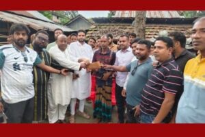 বেনাপোলে অসুস্থ কর্মীর পাশে জেলা যুবদলের যুগ্ম আহ্বায়ক ইমদাদুল হক