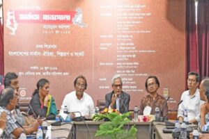 লাইলী বাউলের পাশে সংস্কৃতি বিষয়ক মন্ত্রণালয় ৩ লাখ টাকার আর্থিক অনুদান প্রদান