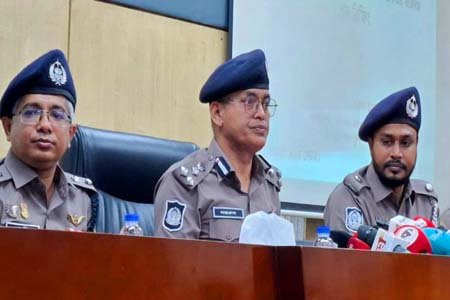 ২৩ জুনকে ঘিরে রাজধানীতে নিরাপত্তা শঙ্কা নেই, সতর্ক অবস্থানে ডিএমপি
