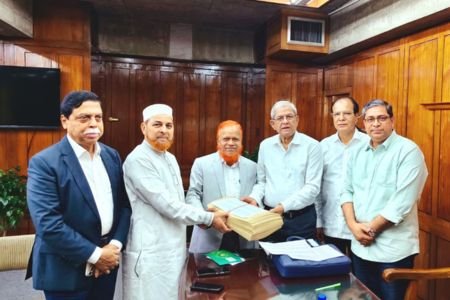 প্রধানমন্ত্রীর প্রতিশ্রুতি বাস্তবায়ন: বিরোধীদলীয় এমপিদের অনুকূলে ধর্মীয় ও সামাজিক প্রতিষ্ঠানের উন্নয়নে বিশেষ বরাদ্দ