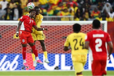 আক্রমণ-পাল্টা আক্রমণের প্রথমার্ধ, ঘানা-পানামা ম্যাচ গোলশূন্য সমতায়