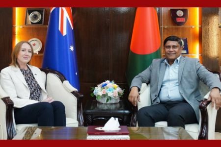 প্রতিরক্ষা উপদেষ্টার সঙ্গে অস্ট্রেলিয়ান হাইকমিশনারের সাক্ষাৎ
