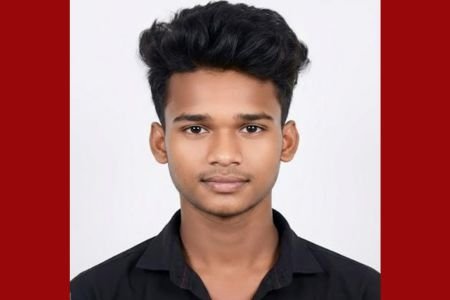 ঝিকরগাছায় মা’র চোখে শুধু অপেক্ষা, ফিরছে না নিখোঁজ রাকিব : সন্ধান চেয়ে আকুল আবেদন
