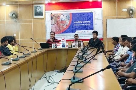 কোটালীপাড়ায় বার্জার ফসরকের রাজমিস্ত্রি কর্মশালা অনুষ্ঠিত