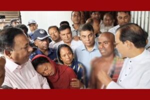লালমনিরহাটের নিহত নন্দিনীর বাড়িতে প্রধানমন্ত্রীর নির্দেশে ছুটে গেলেন ত্রাণমন্ত্রী
