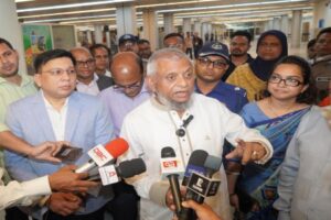 জুলাইয়ের মধ্যে মালয়েশিয়ার শ্রমবাজার নিয়ে সুখবর -প্রবাসীকল্যাণ মন্ত্রী