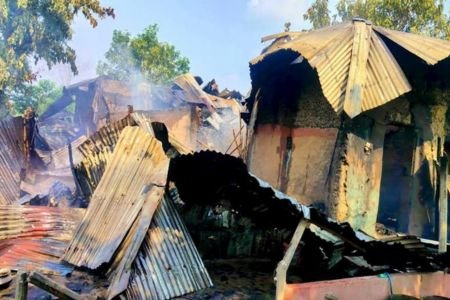 মান্দায় হত্যাকাণ্ড, আসামিদের বাড়িতে ভাঙচুর ও অগ্নিসংযোগ