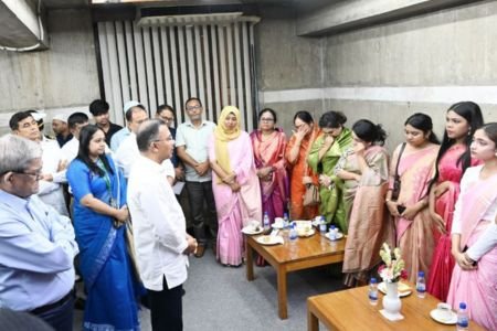 প্রধানমন্ত্রীর সঙ্গে ‘মায়ের ডাক’ এর সদস্যদের সাক্ষাৎ