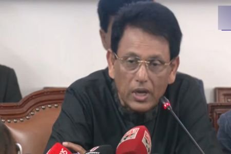 চলতি বছরেই দেশে শিশুদের মিড ডে মিলের ব্যবস্থা হবে - শিক্ষামন্ত্রী