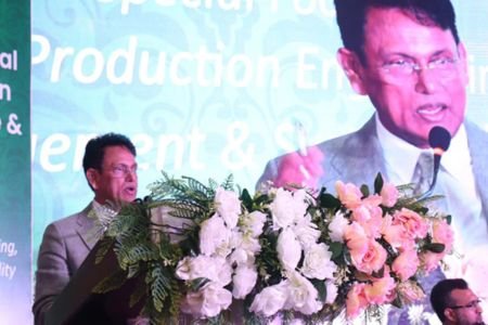 বৈশ্বিক টেক্সটাইল বাজারে নেতৃত্ব দিতে উদ্ভাবন ও গবেষণার বিকল্প নেই – শিক্ষামন্ত্রী
