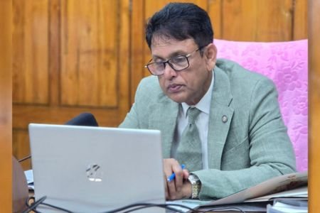 এইচএসসি পরীক্ষায় প্রতিটি কক্ষে সিকিউরিটি ক্যামেরা স্থাপনের নির্দেশ শিক্ষামন্ত্রীর