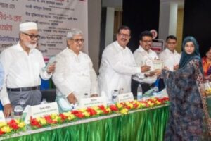 নিজেদের যোগ্য করে গড়ে তুলতে শিক্ষার্থীদের প্রতি ভূমিমন্ত্রীর আহ্বান