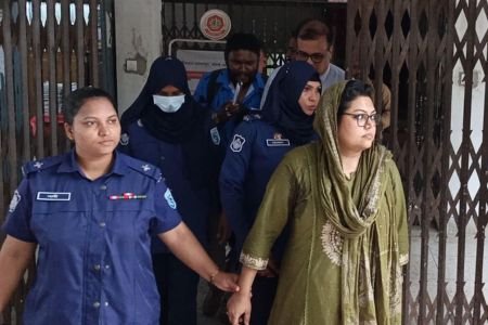 পঞ্চগড়ে সন্ত্রাসবিরোধী আইনের মামলায় কেন্দ্রীয় যুবলীগ নেত্রী ও সাবেক মহিলা ভাইস চেয়ারম্যান কারাগারে