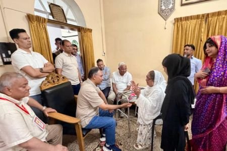 সাবেক এমপি খালেদা রাব্বানীর বাসায় গেলেন প্রধানমন্ত্রী