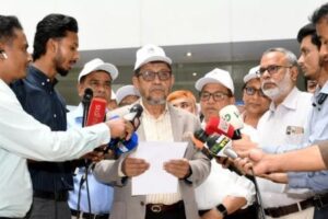 মায়ের শাল দুধের চেয়ে বড় ভিটামিন নেই - স্বাস্থ্যমন্ত্রী