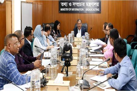 বাস্তবতার নিরিখে যুগোপযোগী সুপারিশ প্রণয়নের নির্দেশ তথ্যমন্ত্রীর