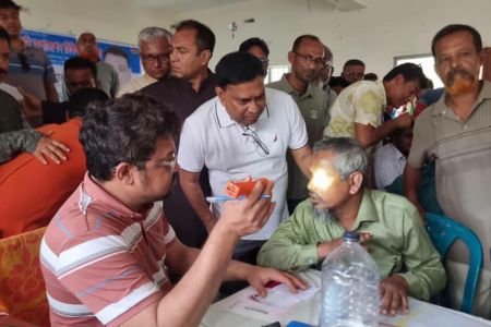 ‎পাইকগাছায় বিএনপির বিনামূল্যে চক্ষু ক্যাম্প; সেবা নিলেন ৫ শতাধিক মানুষ