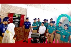 পূর্বাচলে ‘বরকাউ পুলিশ ক্যাম্প’ উদ্বোধন আইজিপির