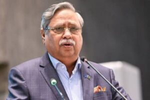 সশস্ত্র বাহিনীকে আধুনিক চতুর্মাত্রিক বাহিনী হিসেবে গড়ে তুলতে সরকার অঙ্গীকারবদ্ধ - রাষ্ট্রপতি