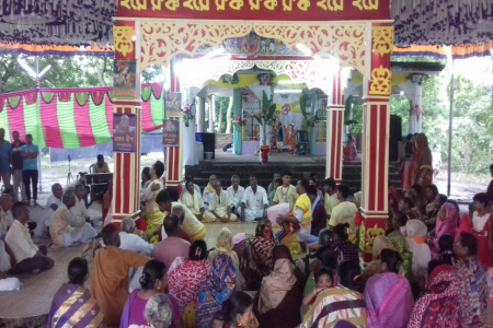 শ্রীশ্রী লোকনাথ বাবার আবির্ভাব তিথি আজ